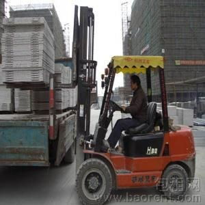 廣州科學(xué)城叉車(chē)吊車(chē)租賃全攻略 高效選型與省錢(qián)技巧